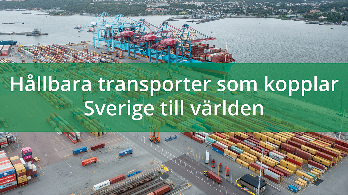 Flygfoto över Göteborgs hamn. På bilden ser man ett stort blått fartyg bli lastat med container. Samt en stor asfaltplan fylld med container. Över bilden ligger en banner som är LBC Frakt grön med vit text: Hållbara transporter som kopplar Sverige till världen.